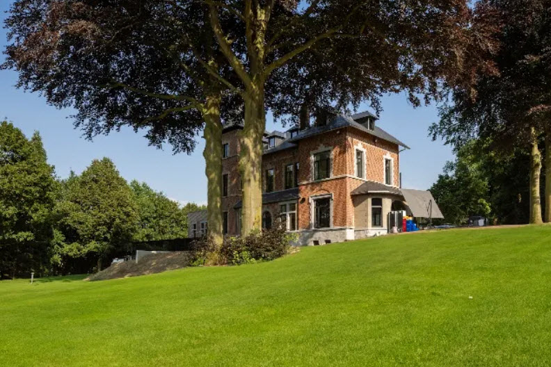 Château de Winerotte, Belgium